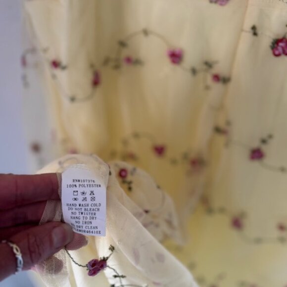 Angela 1X Shift Dress Yellow Sheer Boho Feminine Floral Embroider Cottage Core - Picture 7 of 7
